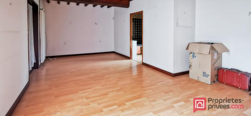 Maison - 216 m² - 7 pièces