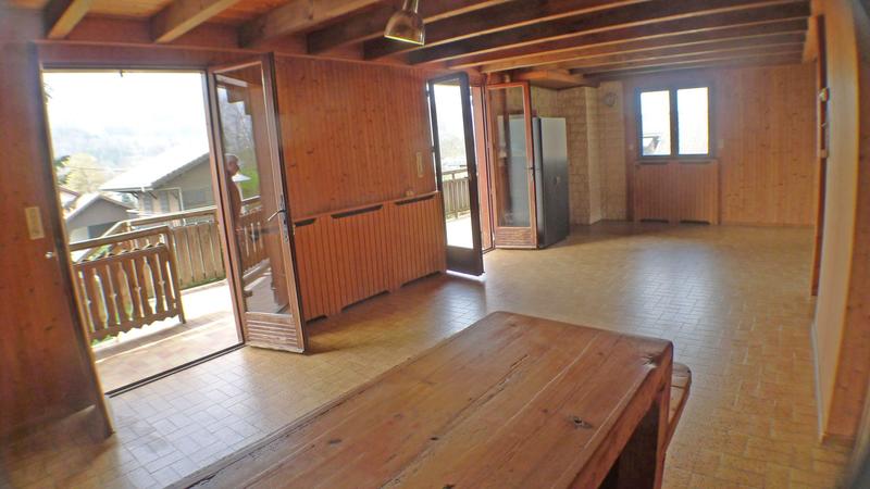 Maison - 275 m² - 10 pièces