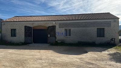 Local commercial - 159 m²