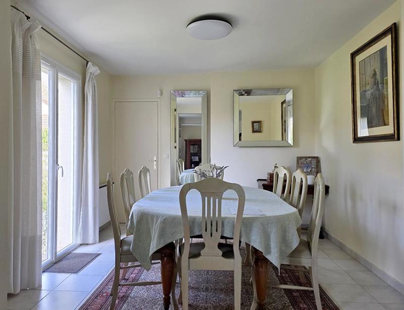 Maison - 163 m² - 7 pièces