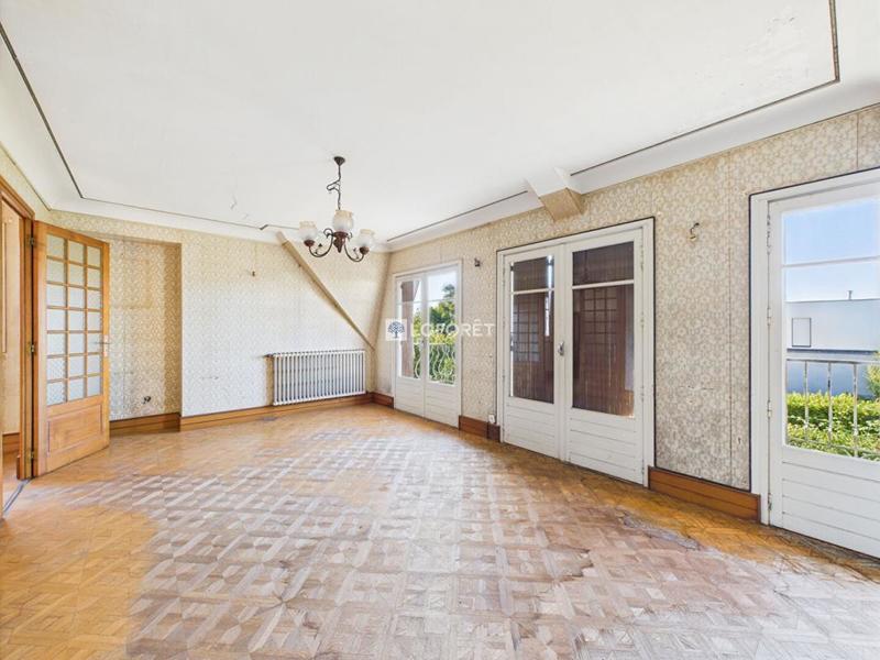 Maison - 120 m² - 8 pièces