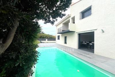 Maison - 164 m² - 6 pièces