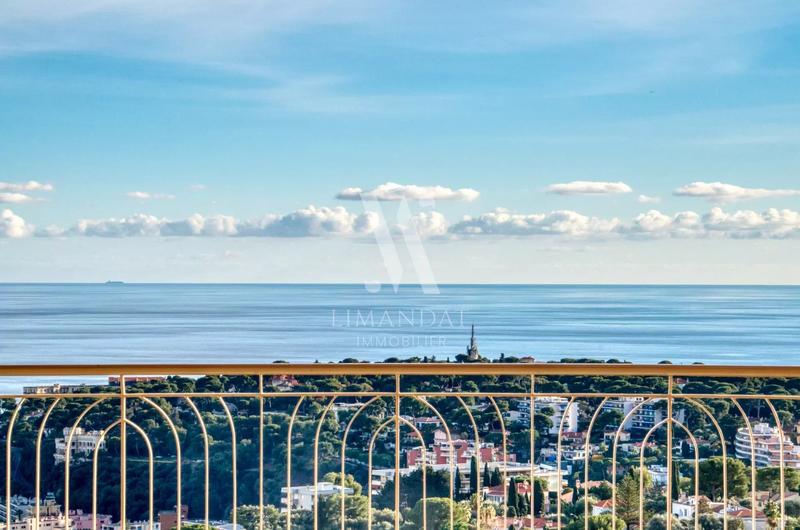 Appartement - 111 m² - 4 pièces