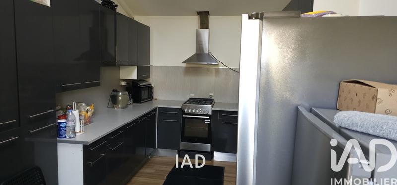 Maison - 90 m² - 5 pièces