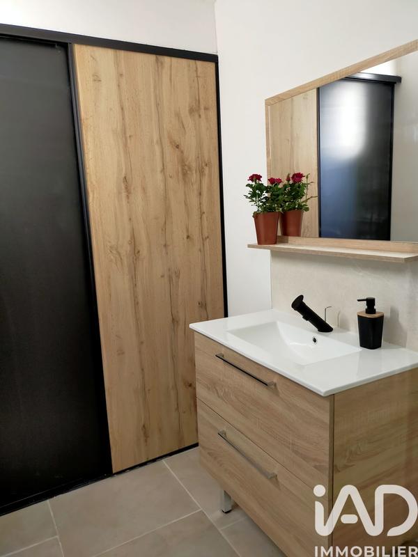 Maison - 225 m² - 10 pièces