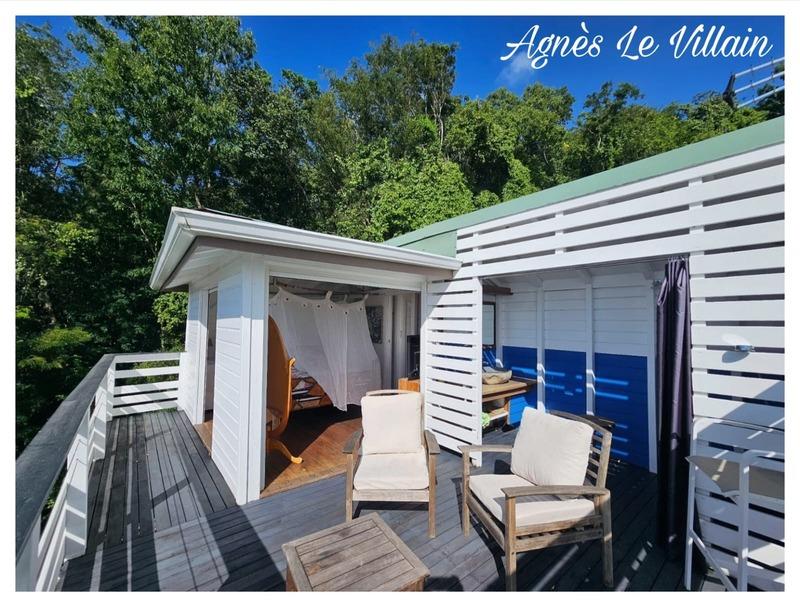 Villa - 264 m² - 6 pièces