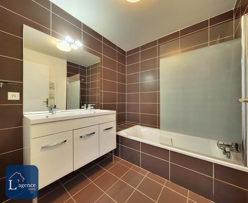 Maison - 111 m² - 6 pièces