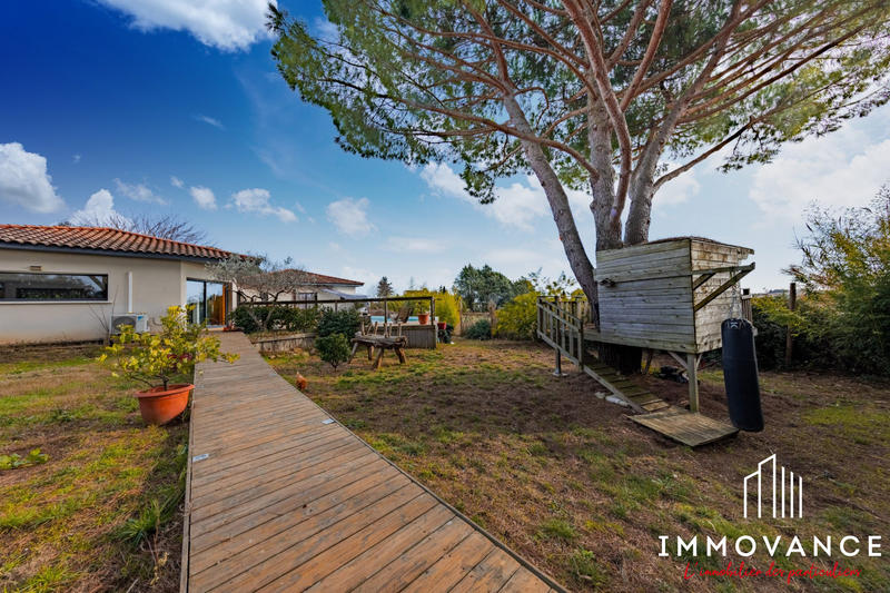 Villa - 170 m² - 5 pièces