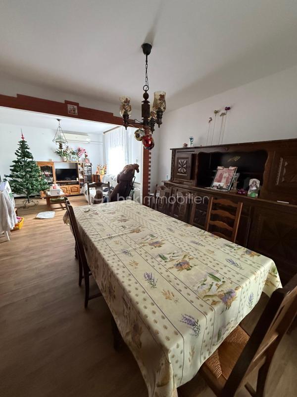 Maison - 110 m² - 6 pièces