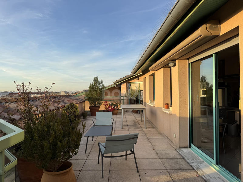 Appartement - 194 m² - 5 pièces