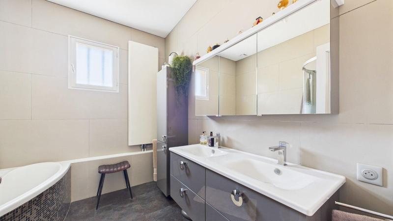 Maison - 149 m² - 5 pièces