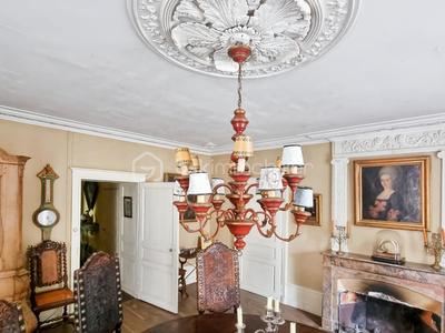 Maison en pierre - 560 m² - 11 pièces