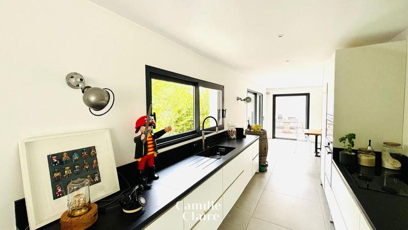 Maison - 175 m² - 5 pièces