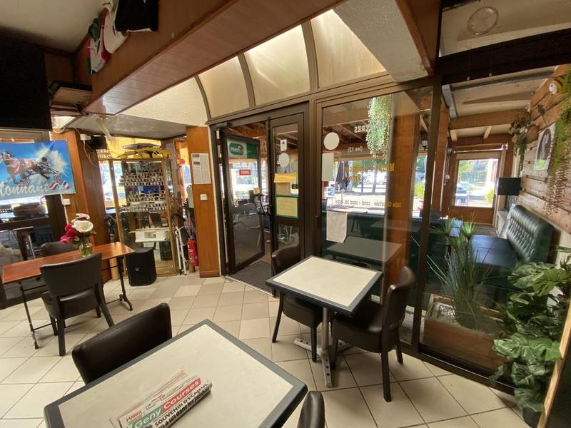 Fonds de commerce - 180 m²