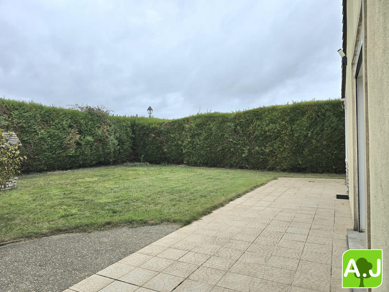 Maison traditionnelle - 125 m² - 6 pièces