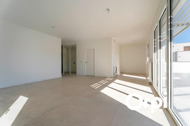 Penthouse - 105 m² - 5 pièces