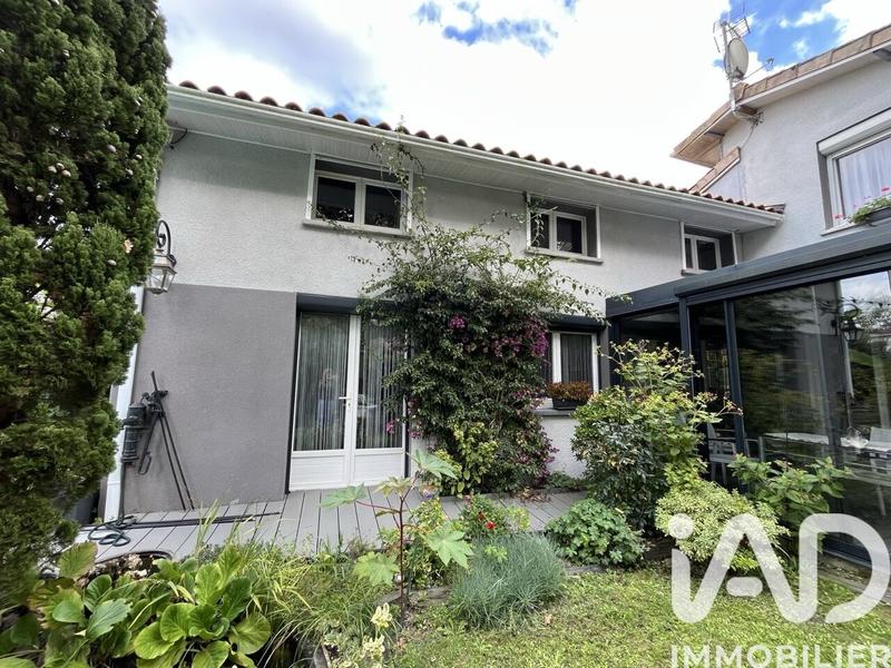 Maison - 135 m² - 4 pièces