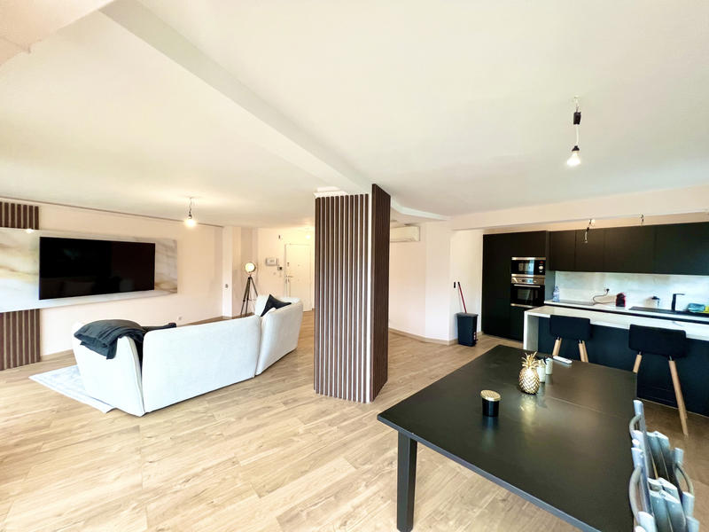 Appartement - 110 m² - 4 pièces