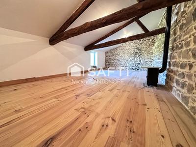 Maison - 159 m² - 6 pièces