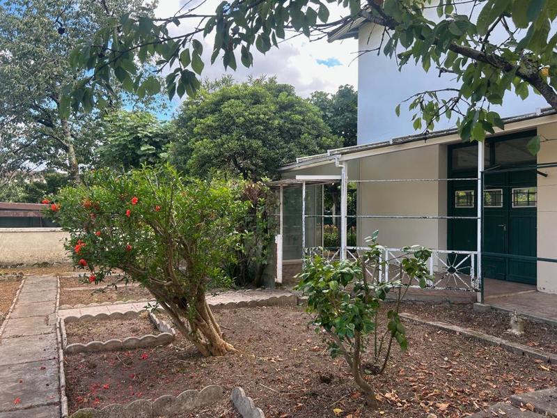 Propriété - 160 m² - 4 pièces