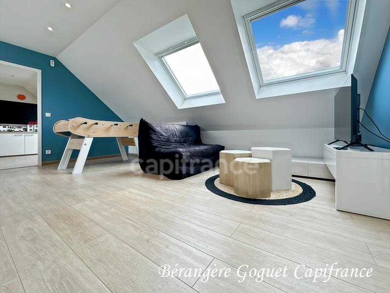 Maison - 153 m² - 8 pièces