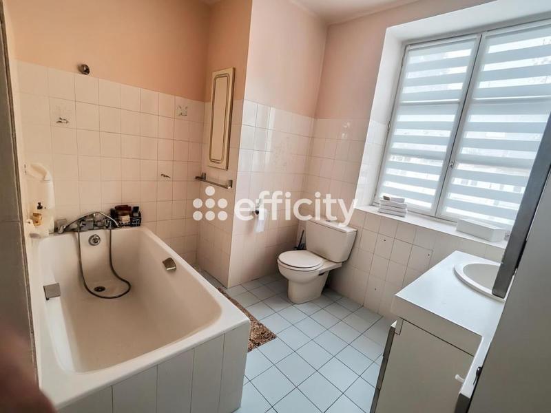 Maison - 135 m² - 6 pièces