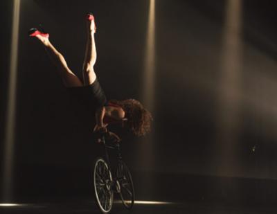 Théâtre : la Bête Noire &amp; Petite Reine