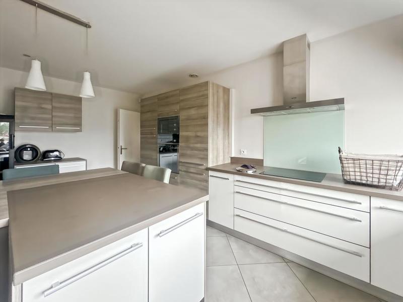 Maison - 145 m² - 4 pièces