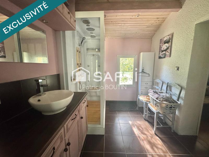 Maison - 212 m² - 8 pièces