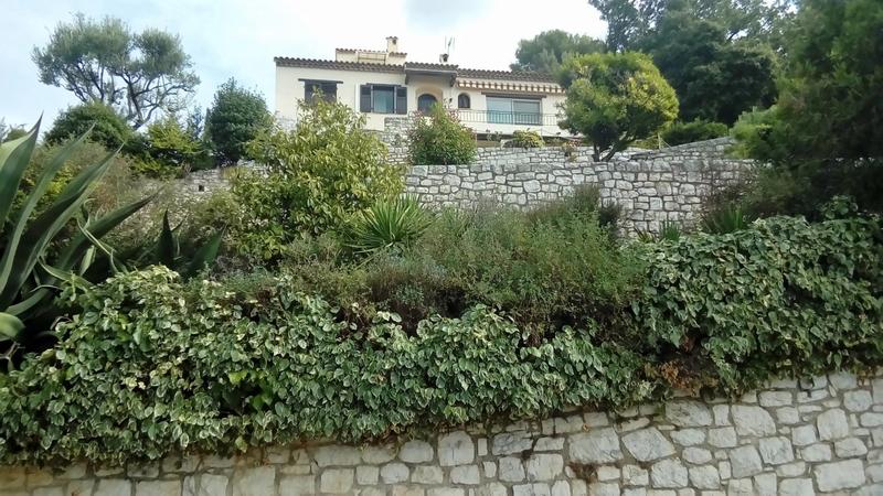 Villa - 270 m² - 8 pièces