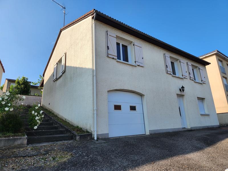 Maison - 121 m² - 6 pièces