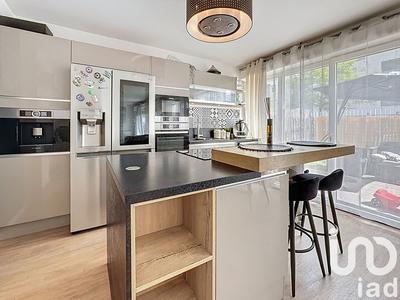 Appartement - 79 m² - 4 pièces