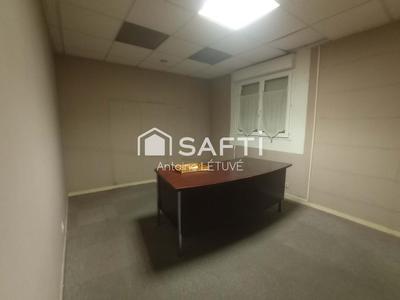 Local commercial - 352 m² - 14 pièces