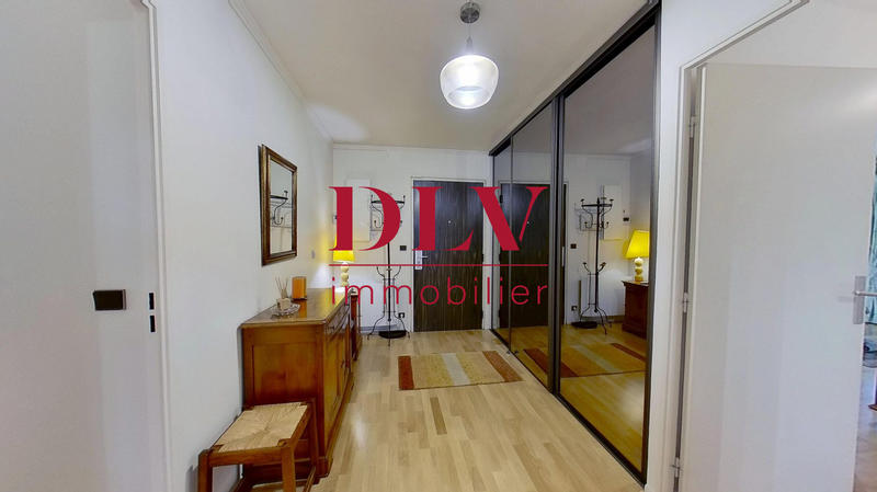 Appartement - 130 m² - 5 pièces