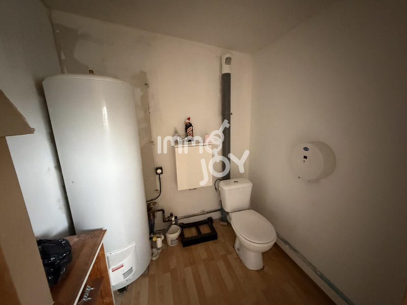 Local commercial - 65 m² - 2 pièces