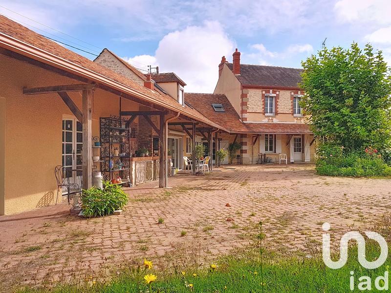 Maison - 327 m² - 11 pièces