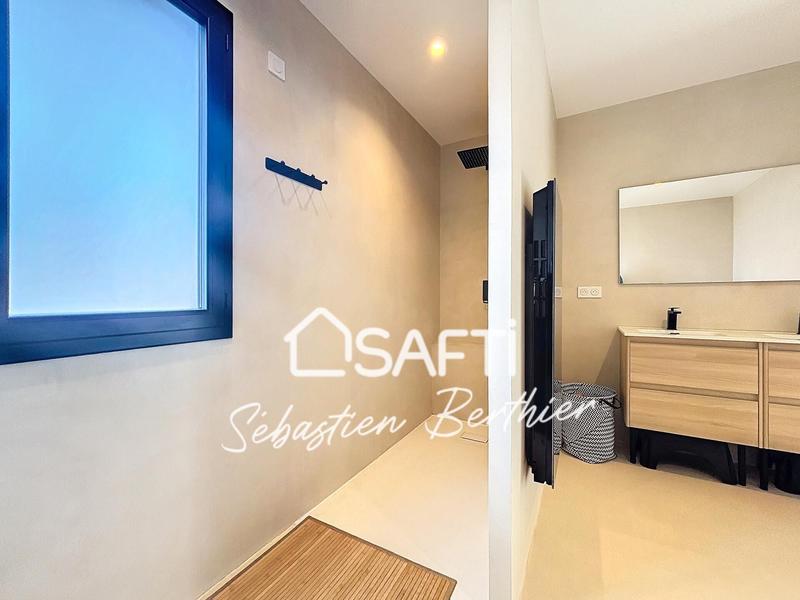 Maison - 190 m² - 6 pièces