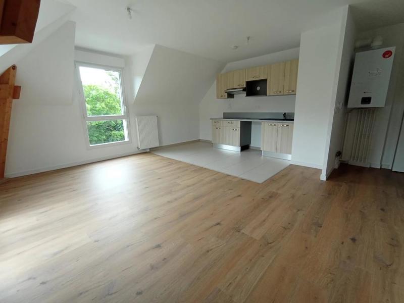 Appartement - 90 m² - 4 pièces