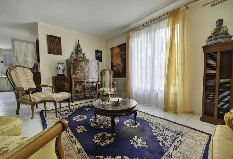 Maison - 184 m² - 8 pièces