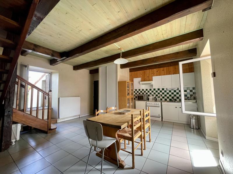 Maison - 285 m² - 9 pièces