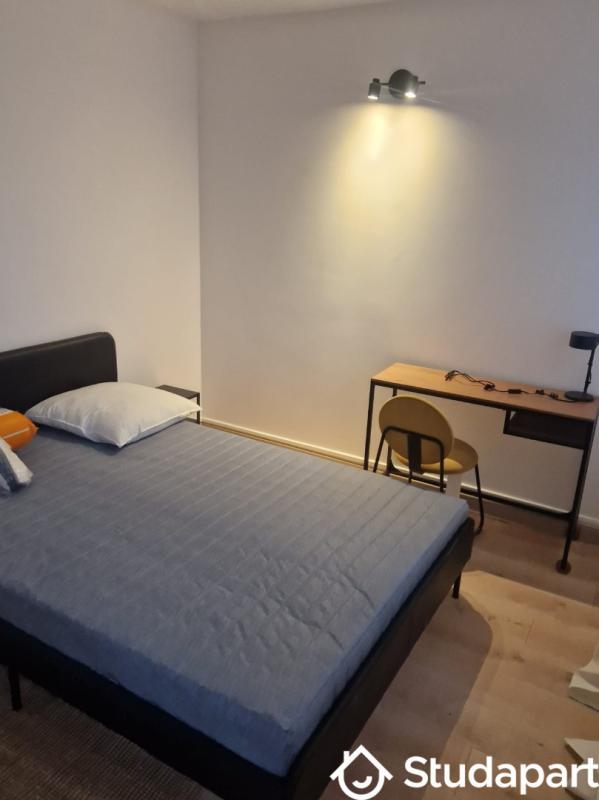 Chambre - 9 m² - 1 pièce