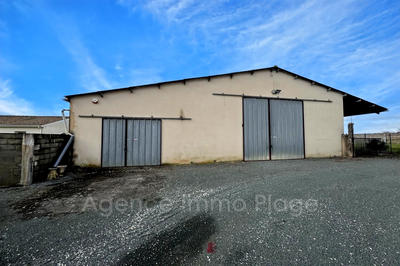 Maison - 270 m² - 1 pièce