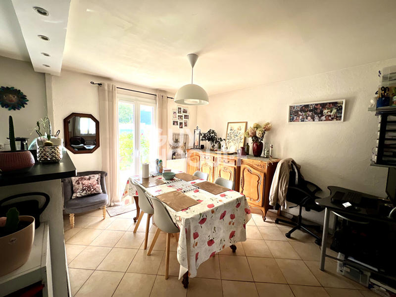 Maison - 89 m² - 5 pièces