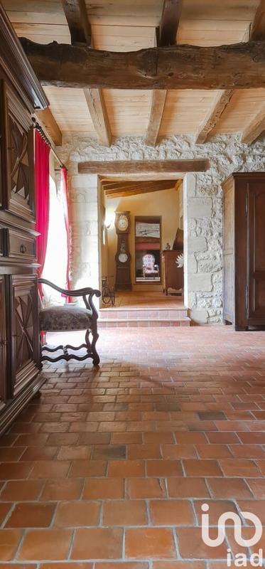 Maison - 290 m² - 6 pièces