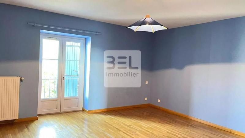 Propriété - 409 m² - 11 pièces