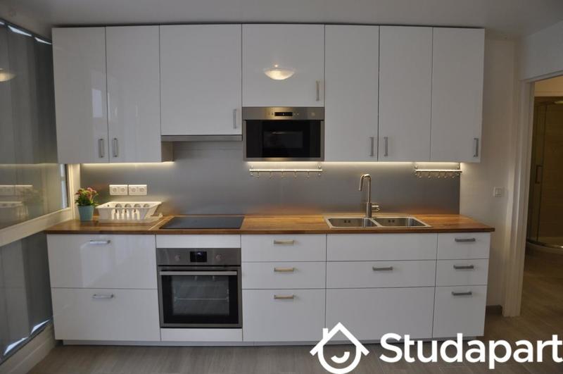 Chambre - 9 m² - 1 pièce