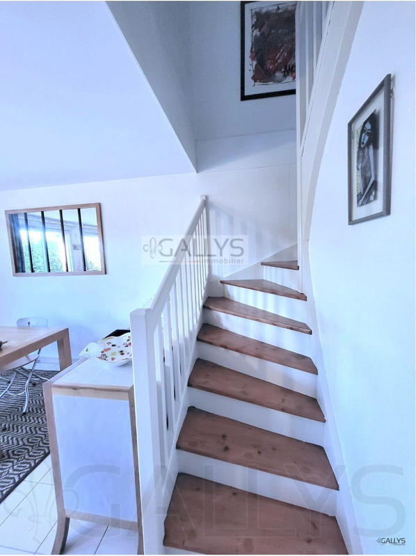 Maison - 88 m² - 4 pièces