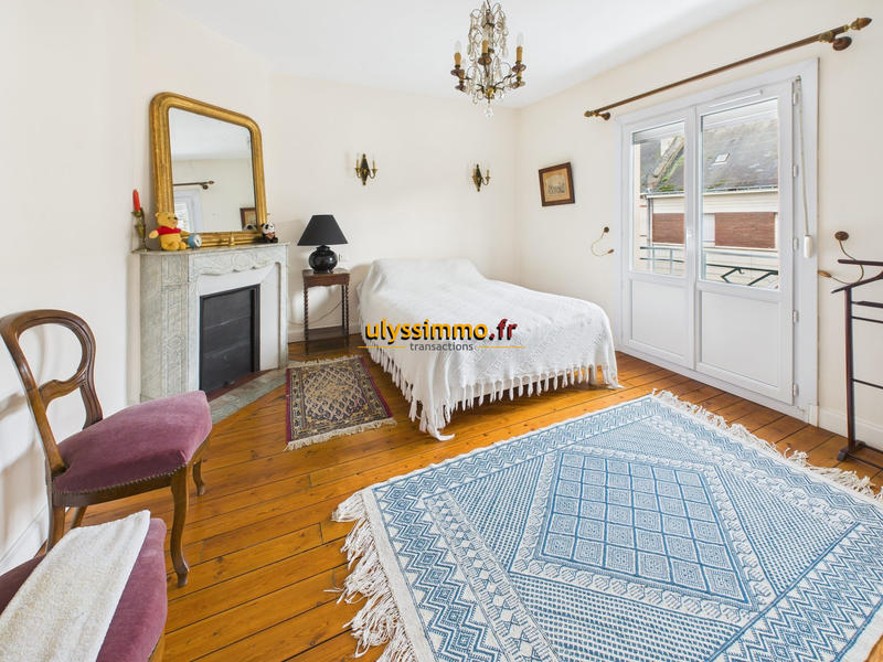 Maison - 149 m² - 7 pièces