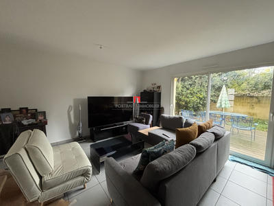 Maison traditionnelle - 81 m² - 4 pièces