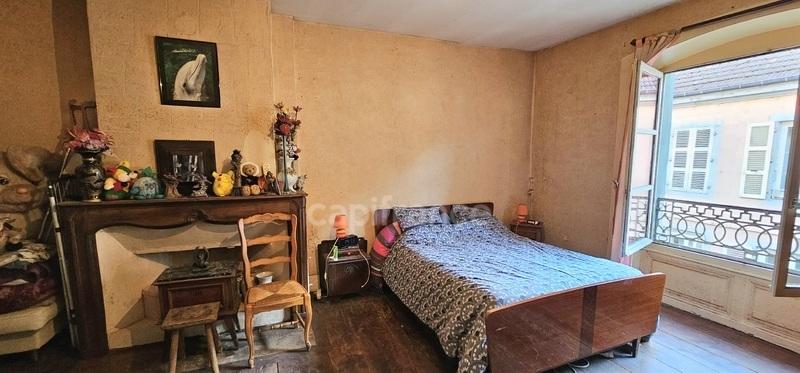 Appartement - 128 m² - 6 pièces